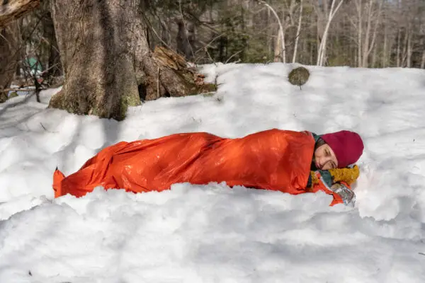 Bivouac d'Urgence avec Sifflet de Secours et Corde à Allume-Feu 1142