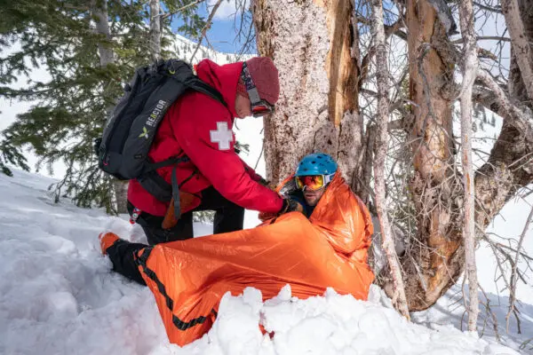 Bivouac d'Urgence avec Sifflet de Secours et Corde à Allume-Feu 1142